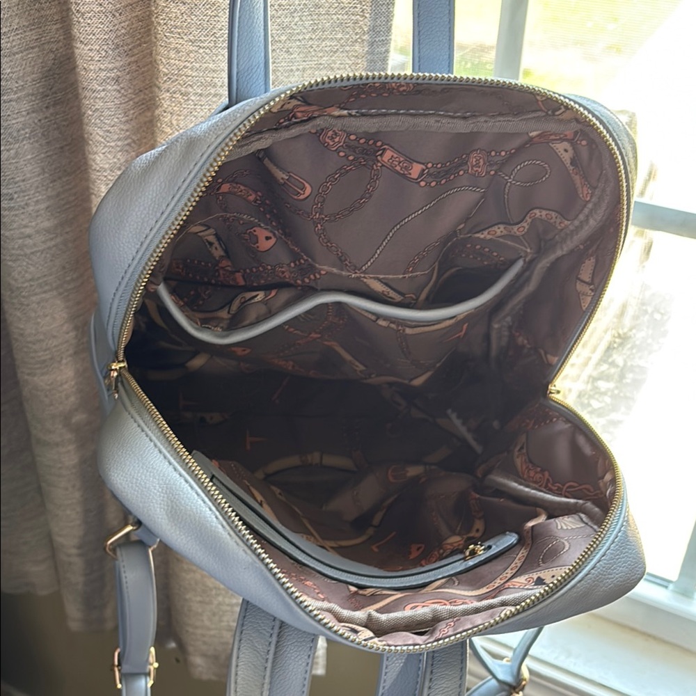 Powder Blue Leather Backpack/Purse with Structured Design - Picture 3 of 3
